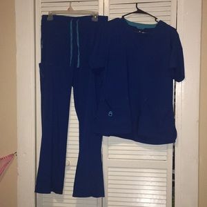 Carhartt Royal blue medium scrub set
